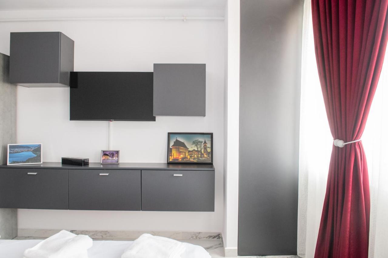 Apart Hotel Center Karácsonkő Kültér fotó