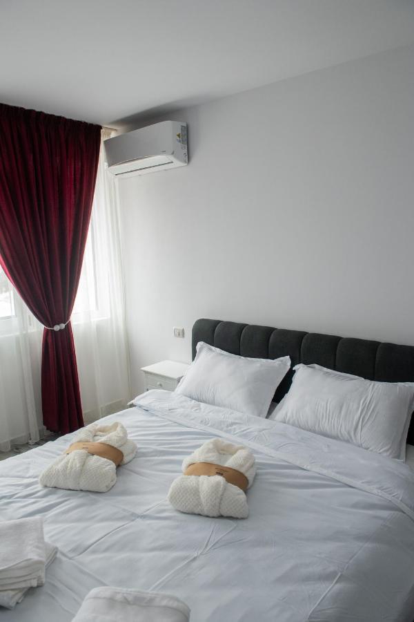 Apart Hotel Center Karácsonkő Kültér fotó